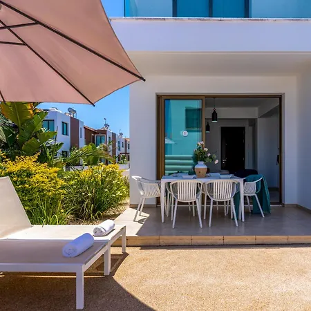 Sea La Vie 3-br & Private Pool In Protaras