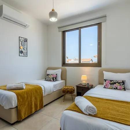 Sea La Vie 3-br & Private Pool In Protaras *