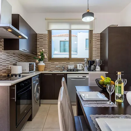 Sea La Vie 3-br & Private Pool In Protaras Villa *