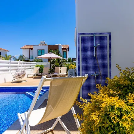 Sea La Vie 3-br & Private Pool In Protaras *