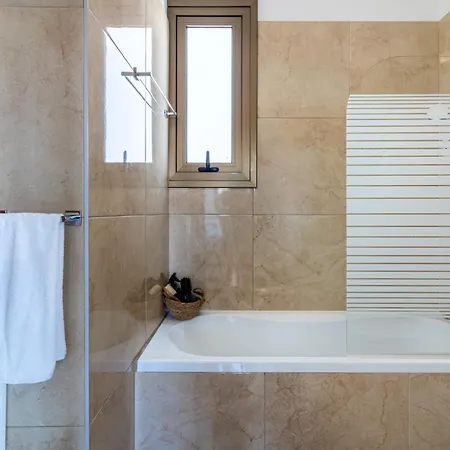 Sea La Vie 3-br & Private Pool In Protaras Paralímni