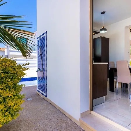 Sea La Vie 3-br & Private Pool In Protaras Villa