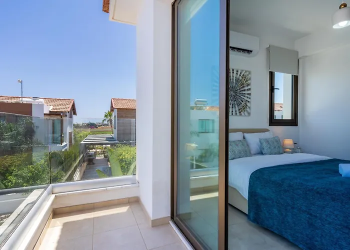 Sea La Vie 3-br & Private Pool In Protaras